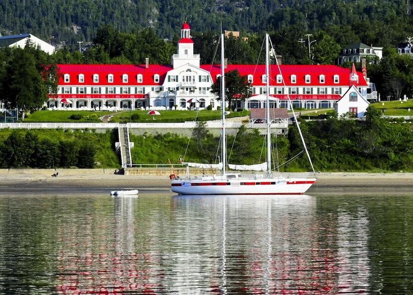 Quebec Tadoussac Front of property