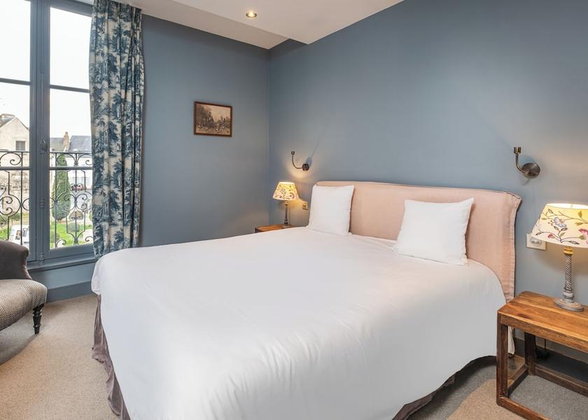 Centre - Loire Valley Beaugency Room
