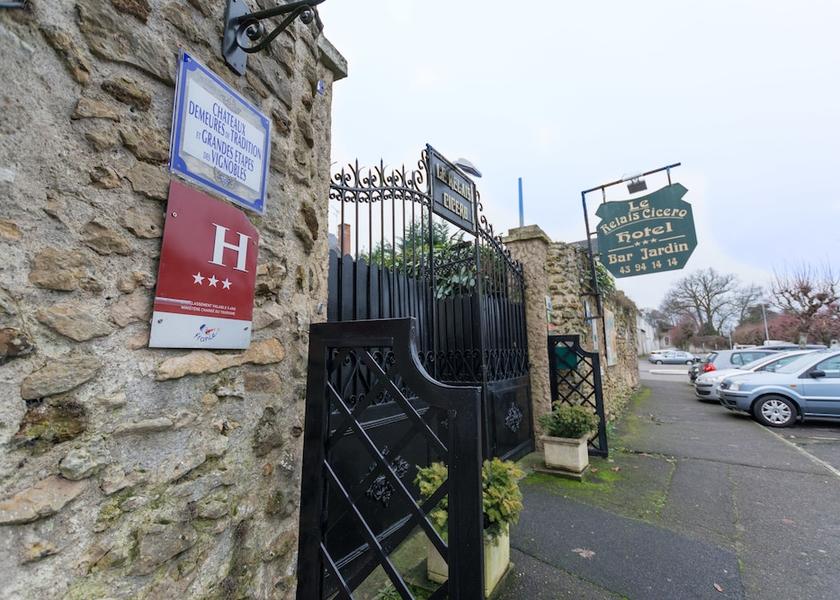 Pays de la Loire La Fleche Facade