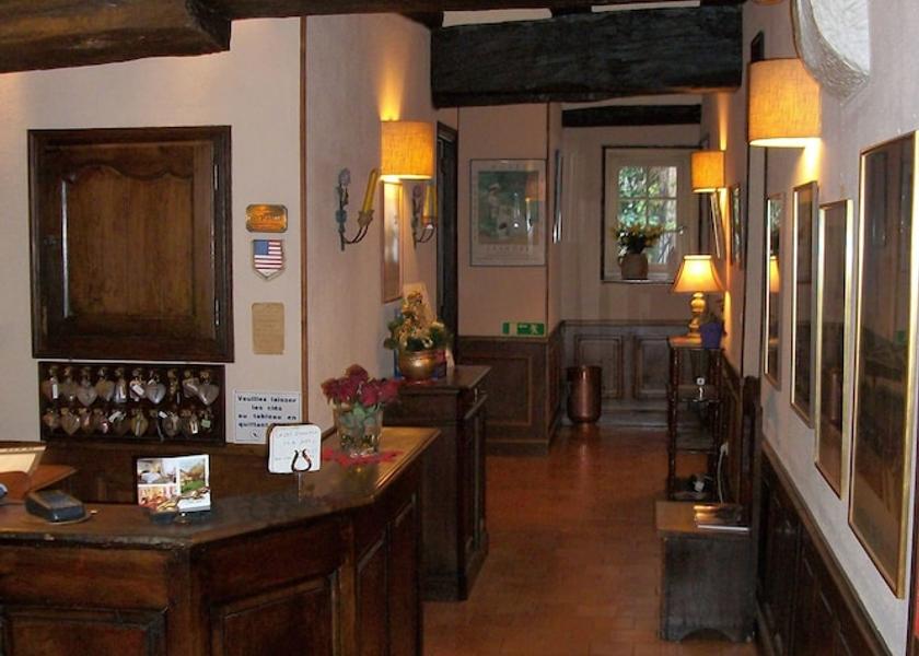 Pays de la Loire La Fleche Reception