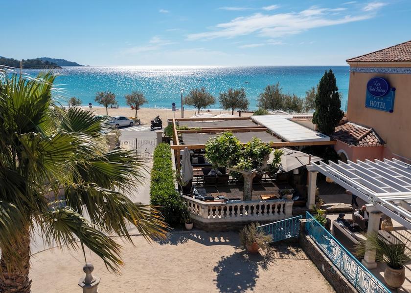 Var Le Lavandou Facade