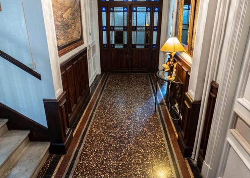 Occitanie Saint-Laurent-De-La-Cabrerisse Hallway