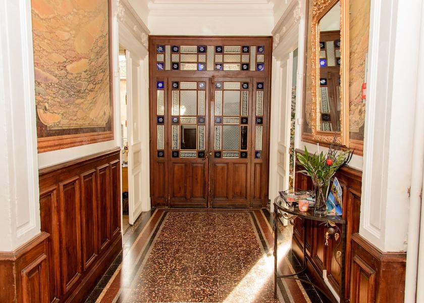 Occitanie Saint-Laurent-De-La-Cabrerisse Interior Entrance