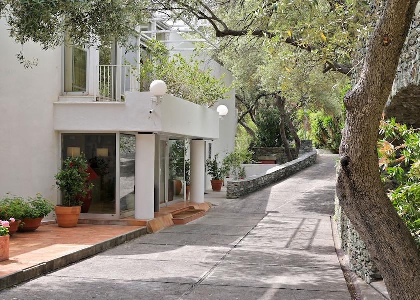 Corsica San-Martino-Di-Lota Facade