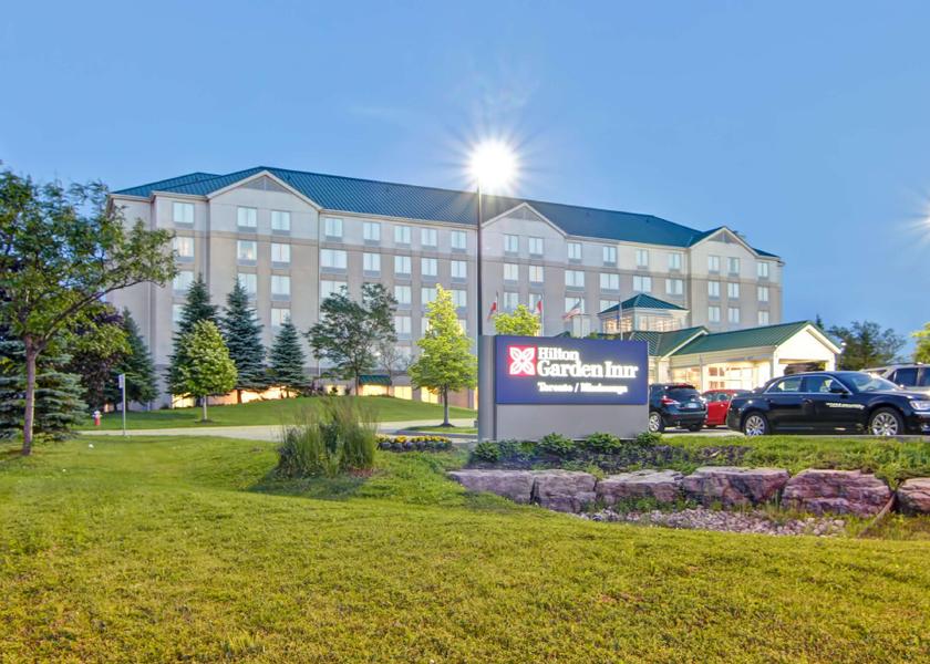 Ontario Mississauga Hotel Exterior