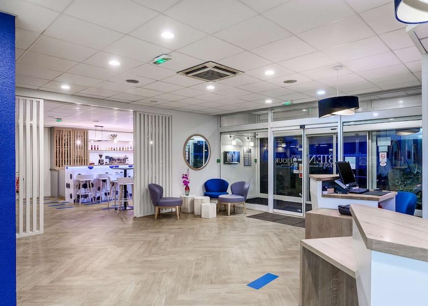 Ile-de-France Ivry-sur-Seine Lobby