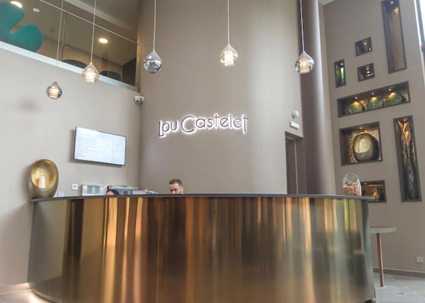 Provence - Alpes - Cote d'Azur Carros Reception