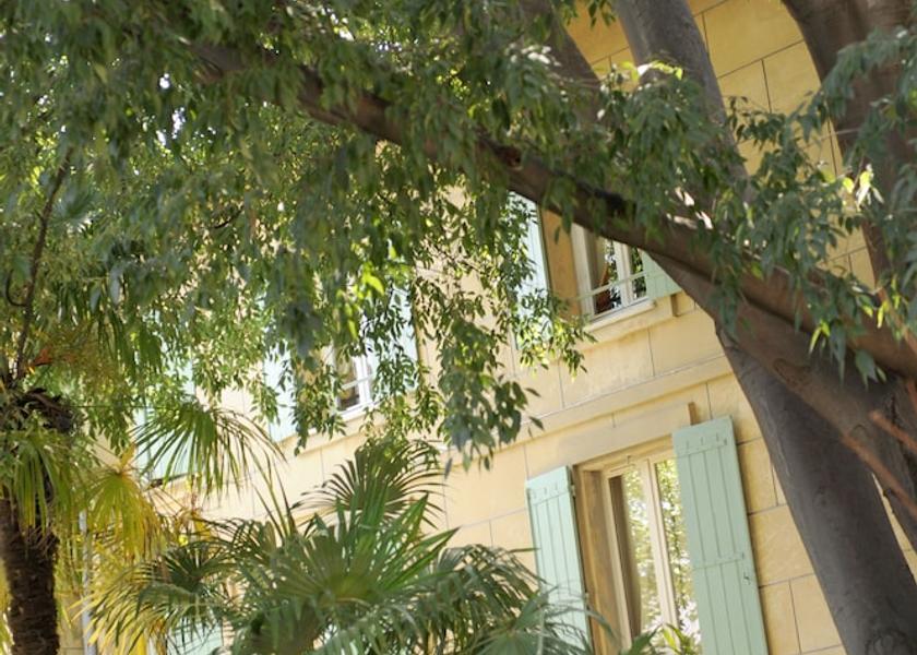 Provence - Alpes - Cote d'Azur Arles Exterior Detail