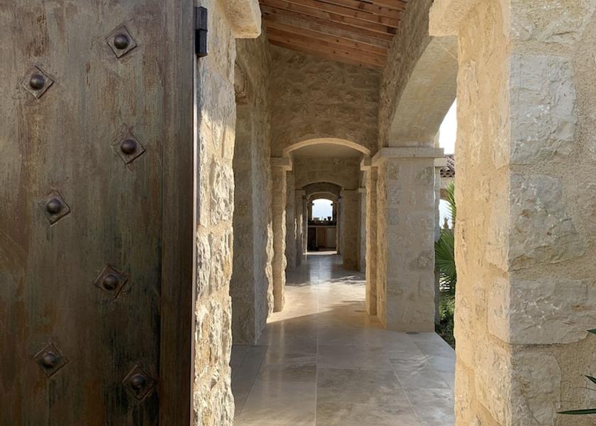 Provence - Alpes - Cote d'Azur Tourrettes-sur-Loup Facade