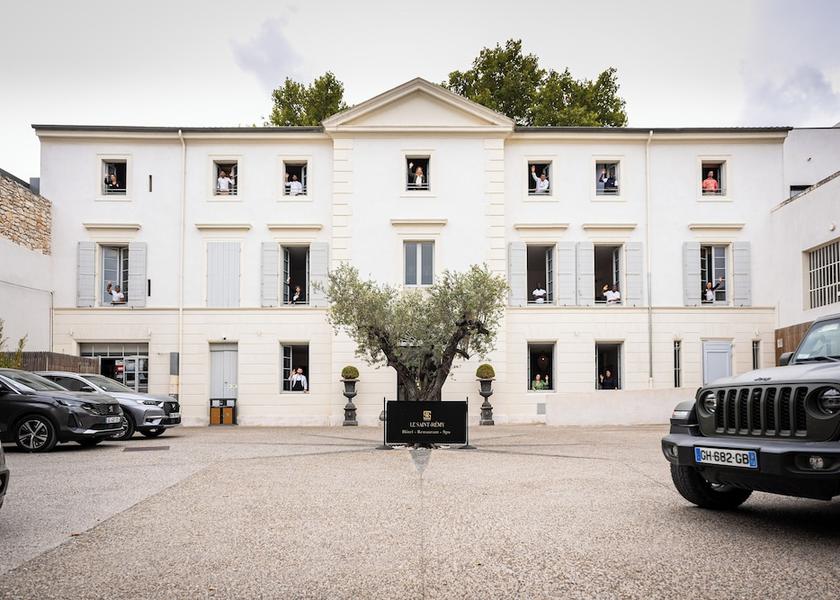 Provence-Alpes-Côte d'Azur St.-Rémy-de-Provence Front of property - evening/night