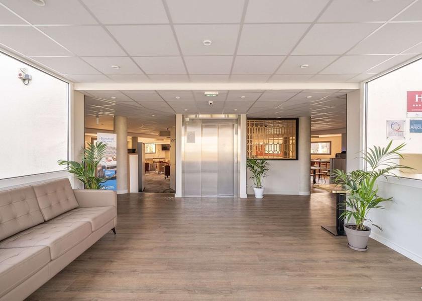 Pays de la Loire Verrières-en-Anjou Lobby