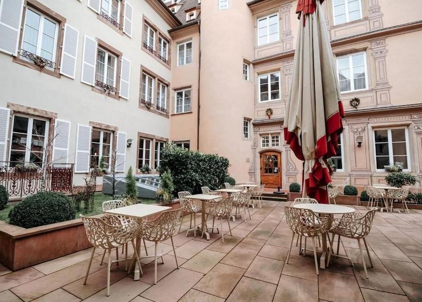 Grand Est Strasbourg Terrace/patio