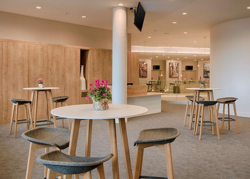 Occitanie Blagnac Dining