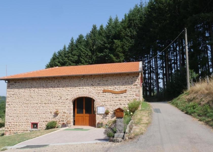 Auvergne-Rhône-Alpes Thizy-les-Bourgs Exterior