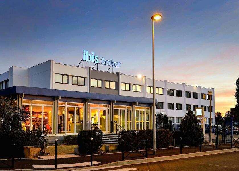 Nouvelle-Aquitaine Bordeaux Exterior Detail