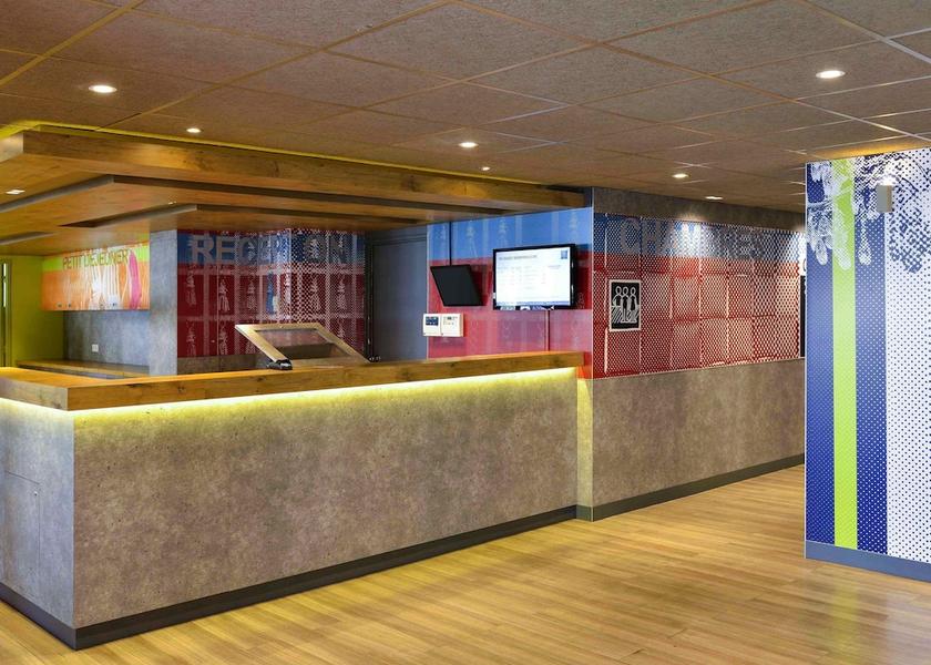 Nouvelle-Aquitaine Bordeaux Exterior Detail