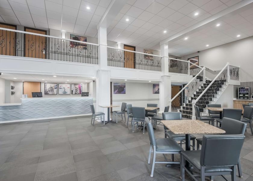Indiana Fort Wayne Lobby