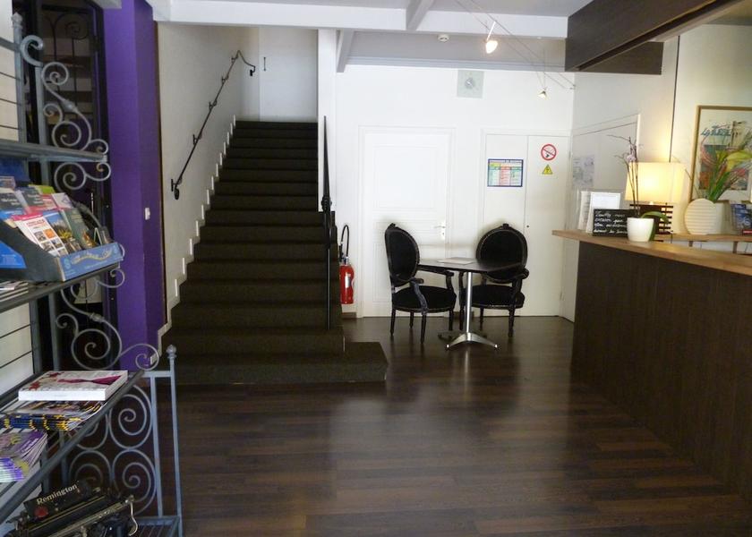 Provence-Alpes-Côte d'Azur Èze Reception