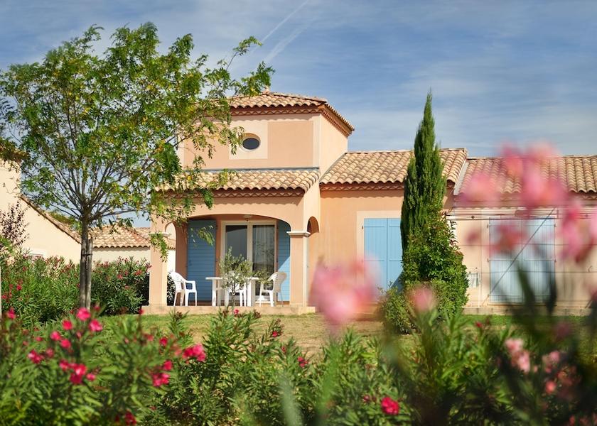 Occitanie Homps Exterior Detail