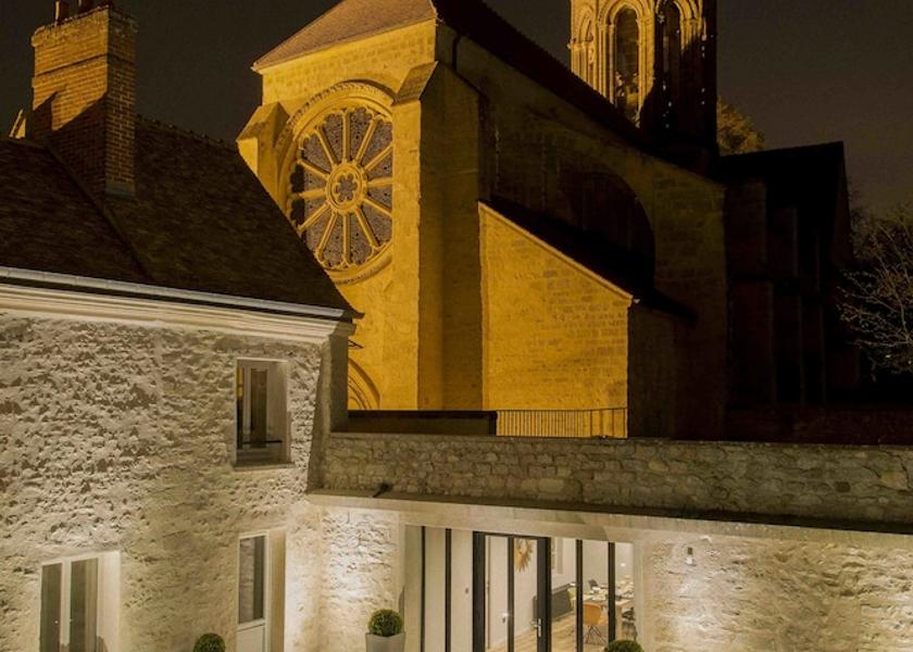 Ile-de-France Thiveral-Grignon Terrace