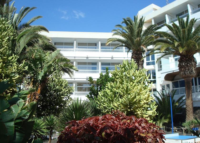 Canary Islands Tías Property grounds