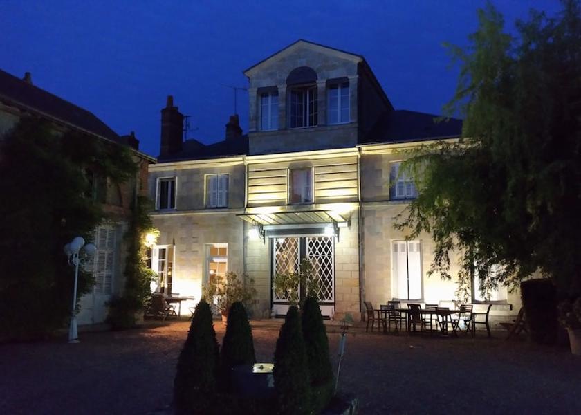 Centre - Loire Valley Vernou-sur-Brenne Facade