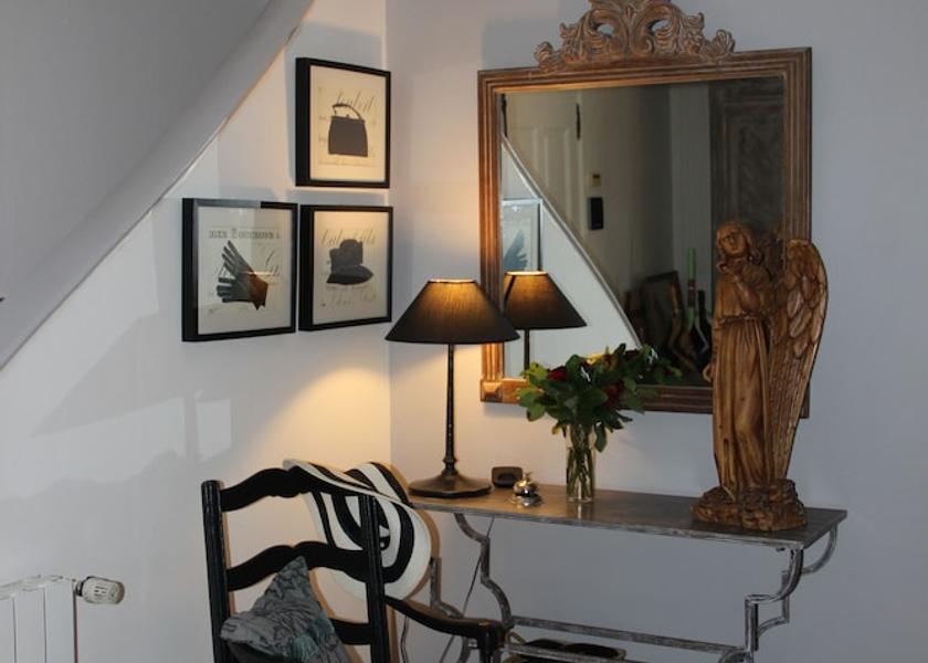 Provence - Alpes - Cote d'Azur Six-Fours-les-Plages Interior Entrance