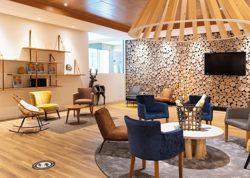 Auvergne-Rhone-Alpes Aix-Les-Bains Lobby