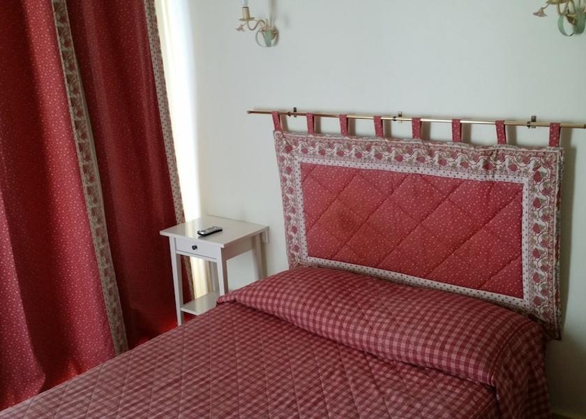 Provence - Alpes - Cote d'Azur Beaulieu-sur-Mer Room