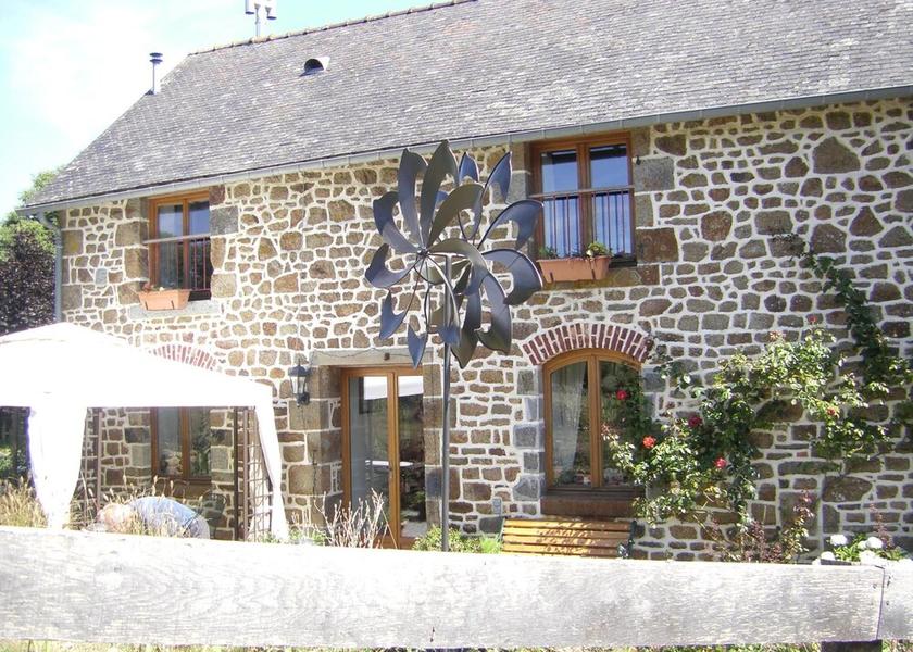 Pays de la Loire Lassay-les-Chateaux Exterior Detail