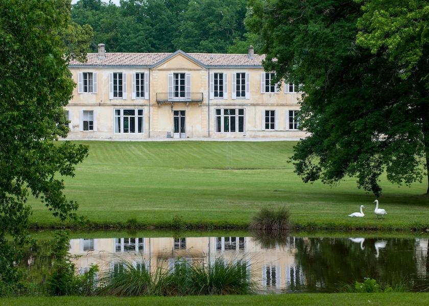 Nouvelle-Aquitaine Martillac Exterior Detail
