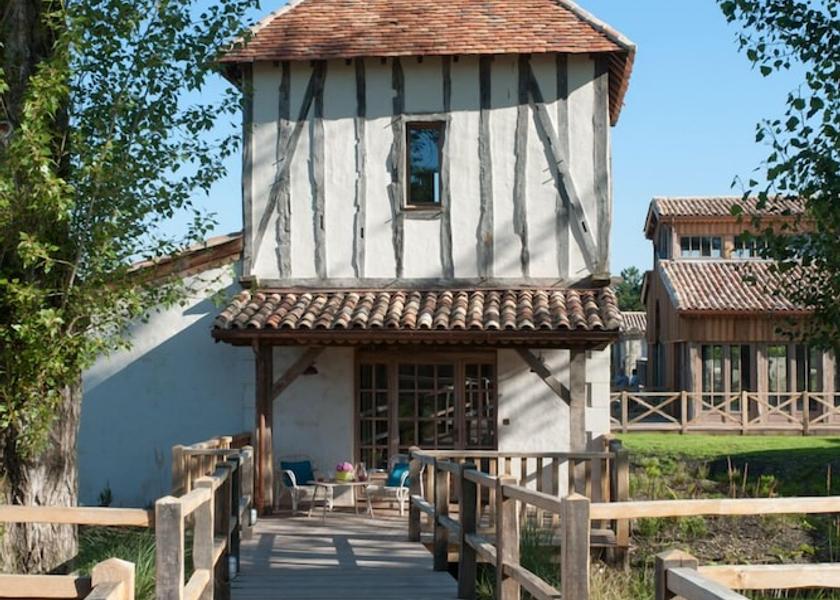 Nouvelle-Aquitaine Martillac Exterior Detail