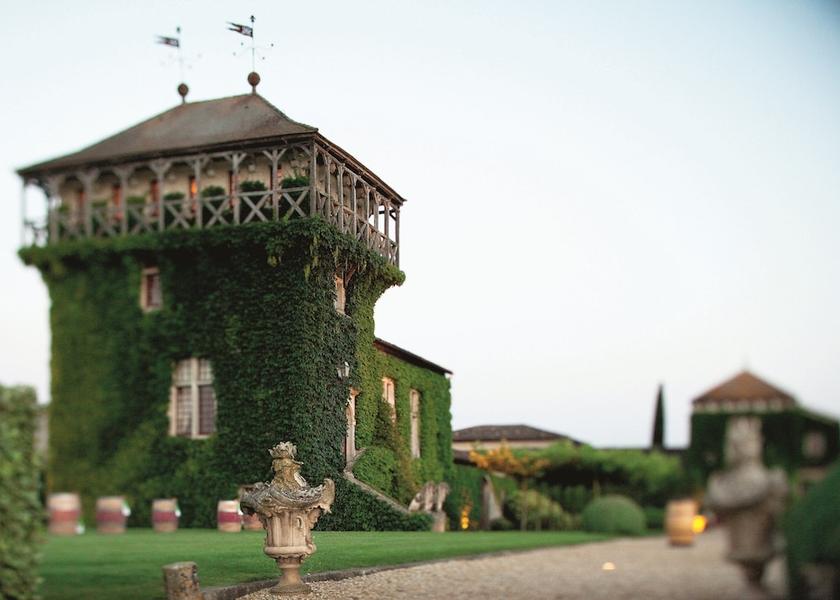 Nouvelle-Aquitaine Martillac Sports Bar