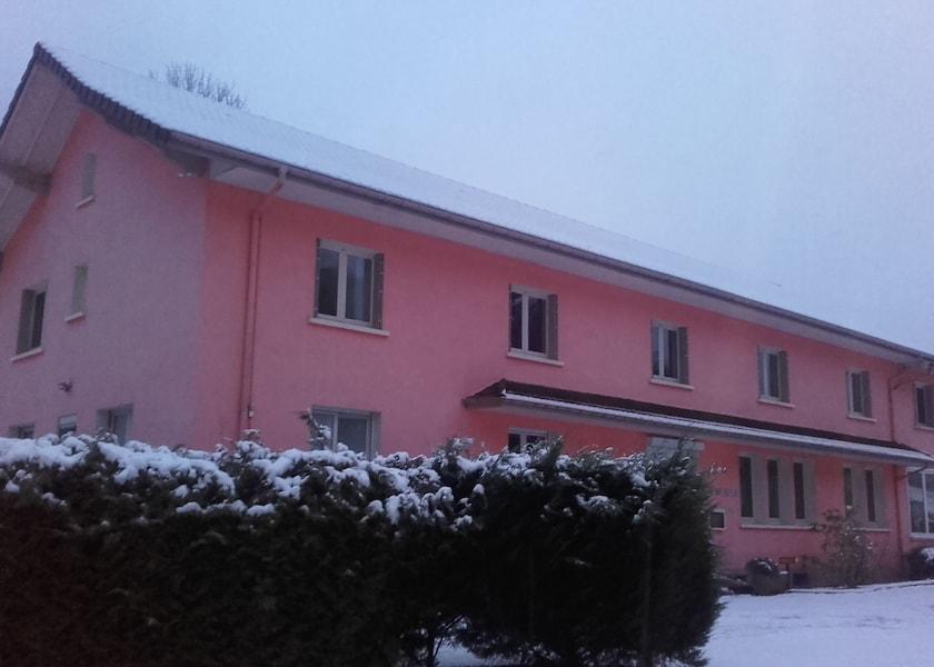 Grand Est Bussang Facade