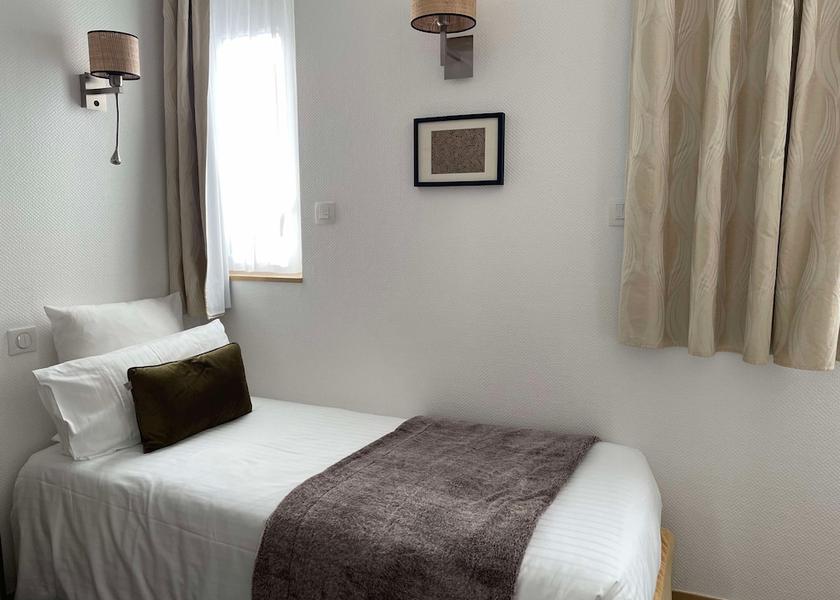 Brittany Concarneau Room