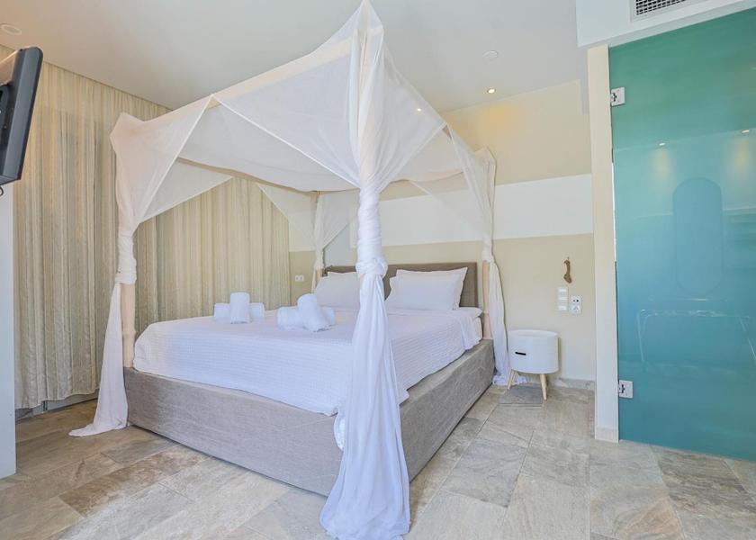 Attica Poros Junior Suite with Terrace