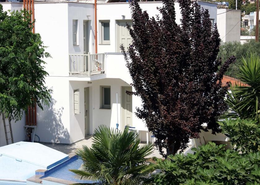 Attica Poros Exterior