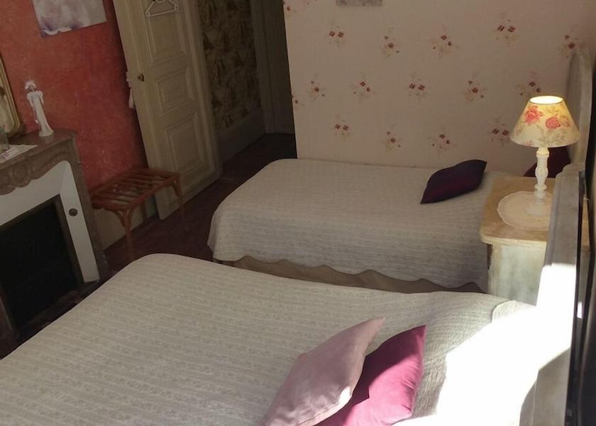 Auvergne-Rhone-Alpes Lezoux Room