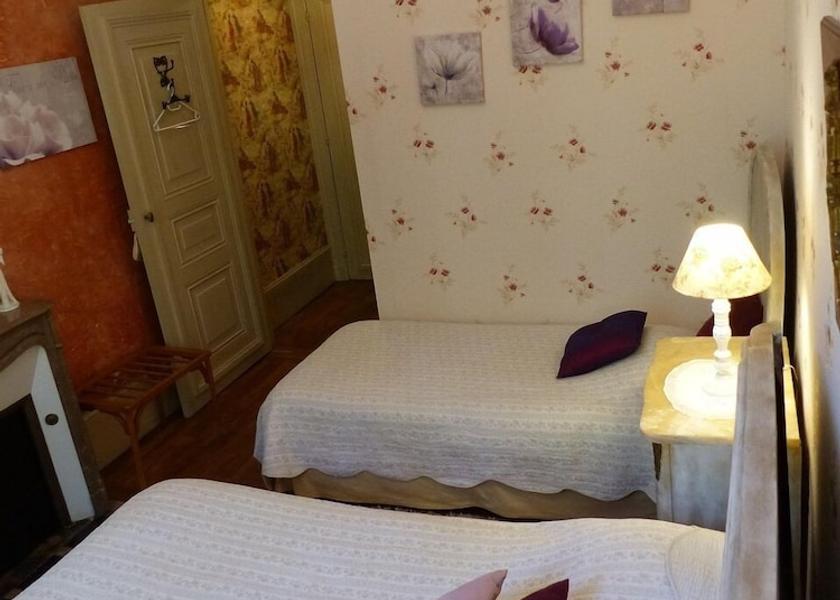 Auvergne-Rhone-Alpes Lezoux Room