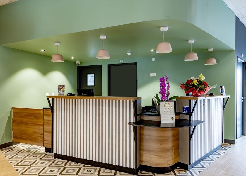 Nouvelle-Aquitaine Bordeaux Reception