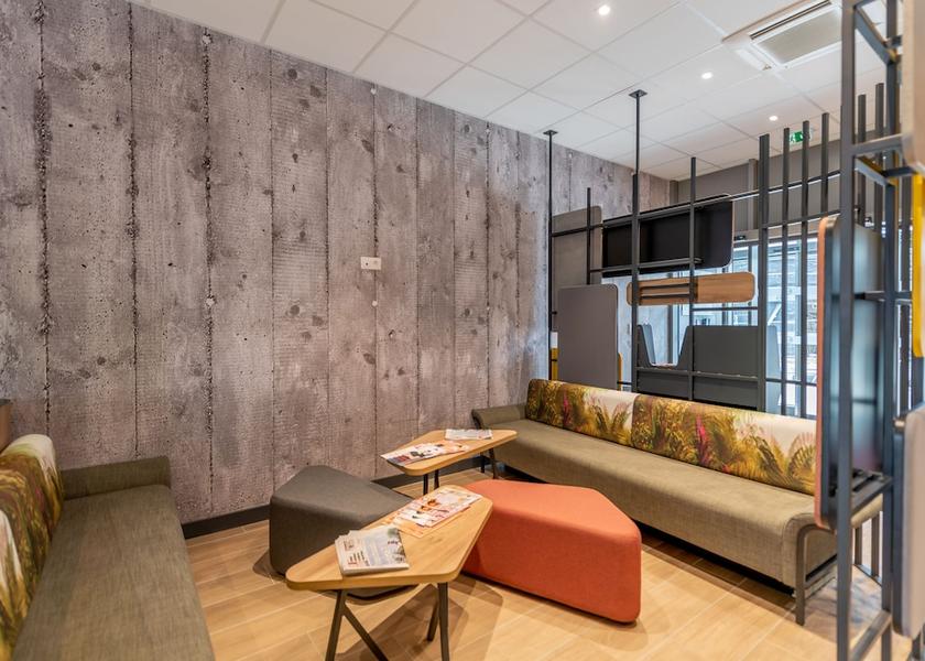 Nouvelle-Aquitaine Bordeaux Lobby sitting area