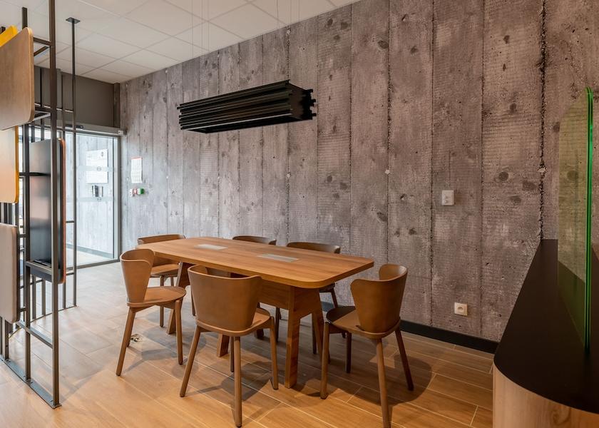 Nouvelle-Aquitaine Bordeaux Lobby sitting area