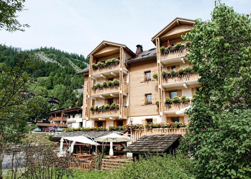 Auvergne-Rhone-Alpes La Clusaz Exterior Detail