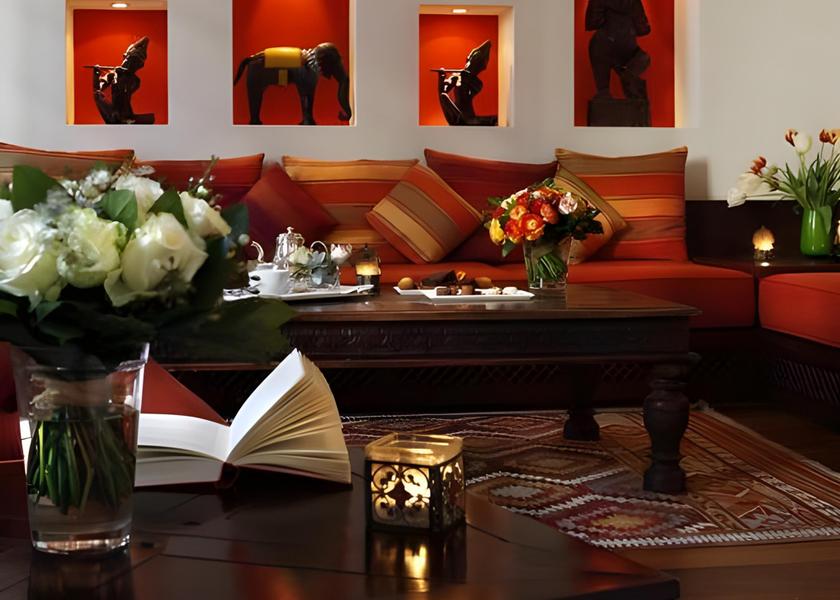 Var Saint-Tropez lobby