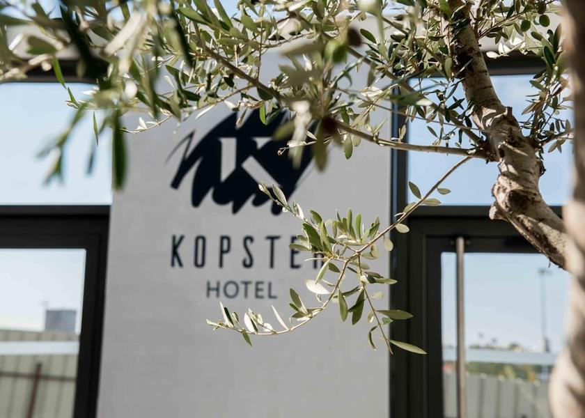 Auvergne-Rhone-Alpes Decines-Charpieu Exterior Detail