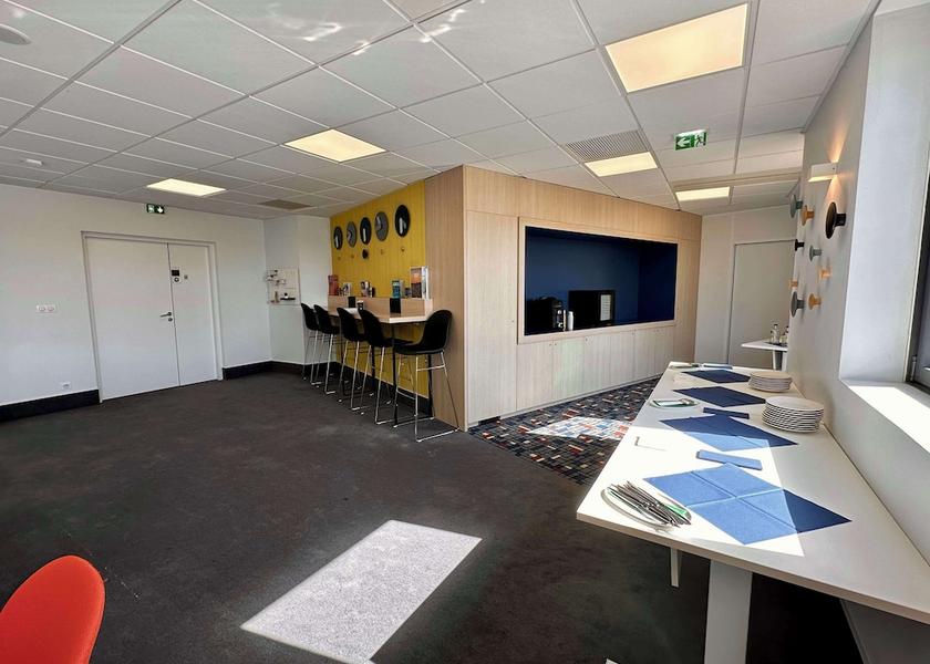 Nouvelle-Aquitaine Bordeaux Meeting Room