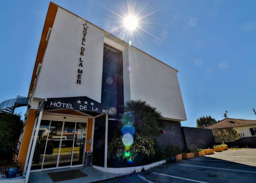 Provence - Alpes - Cote d'Azur Vallauris Property Grounds