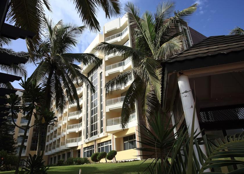  Dakar Exterior Detail