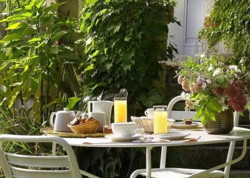Centre-Loire Valley Veuzain-sur-Loire Breakfast Area