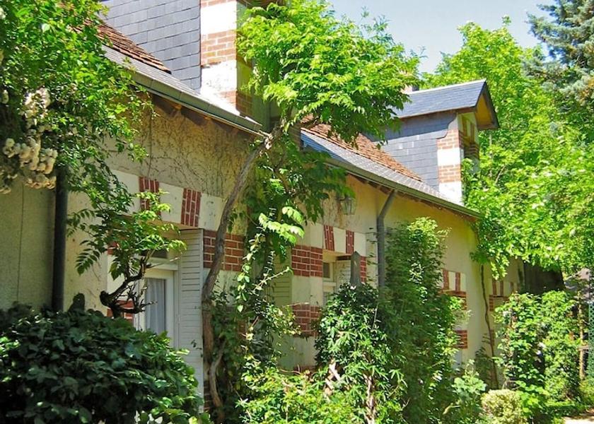 Centre-Loire Valley Veuzain-sur-Loire Exterior Detail
